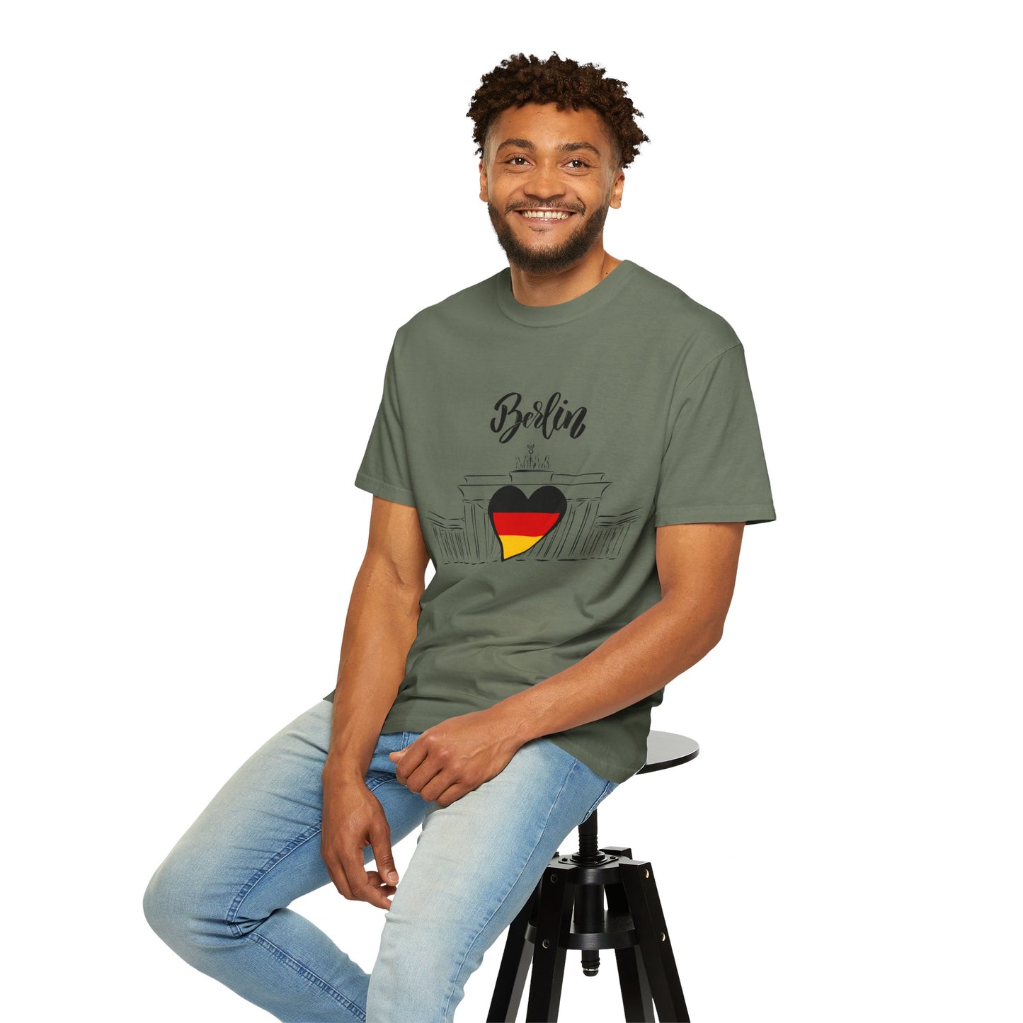 Berlin Love Unisex Graphic Tee – Travel Souvenir & Gift for Germany Lovers
