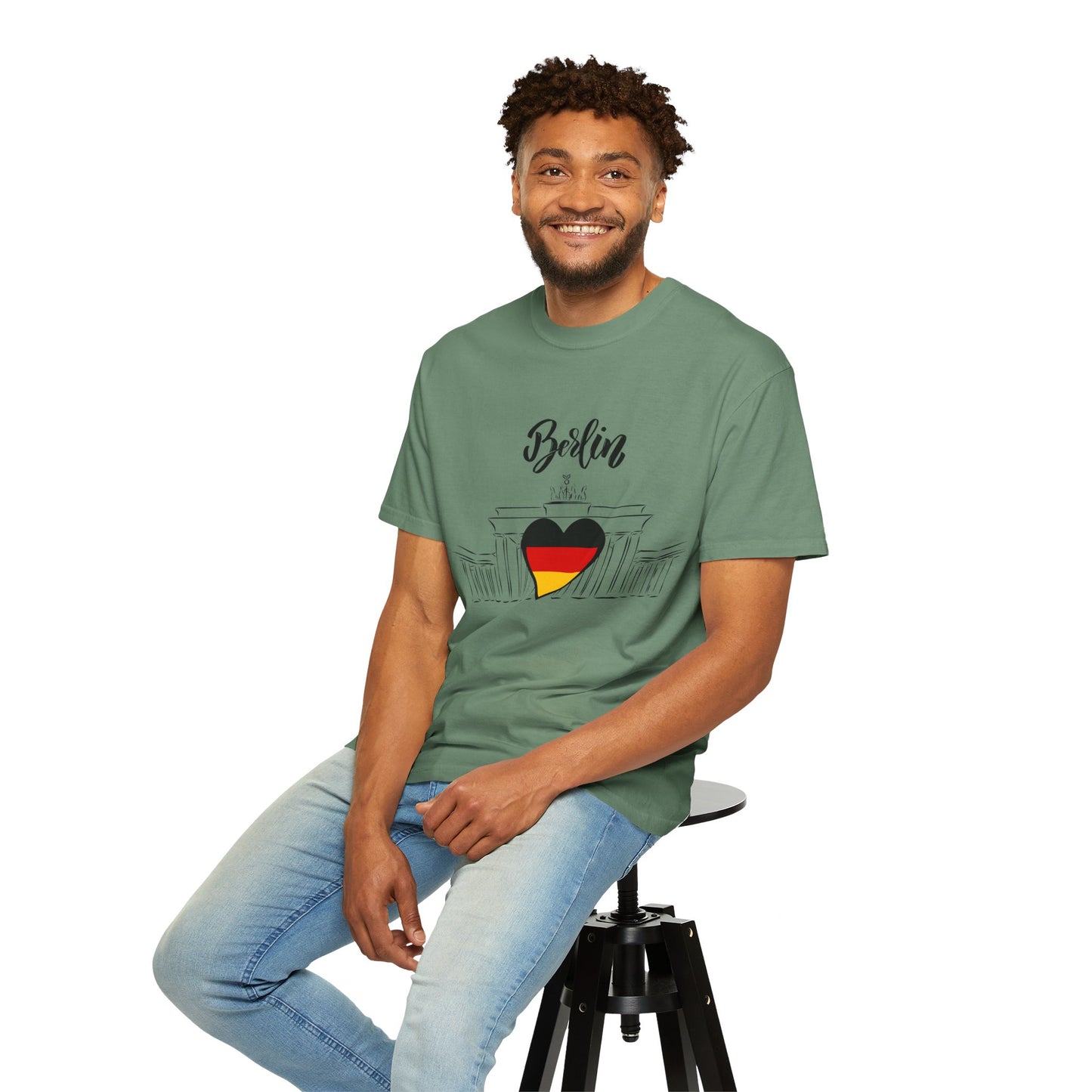 Berlin Love Unisex Graphic Tee – Travel Souvenir & Gift for Germany Lovers